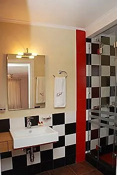 Il Palazzo & Hotel 2*